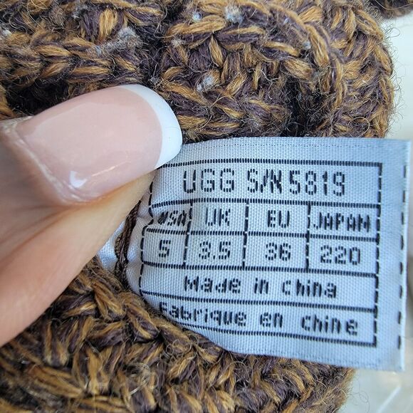 UGG Cardy Knit Tall Classic Boot S/N 5819 Women's Size 5 - Picture 2 of 7